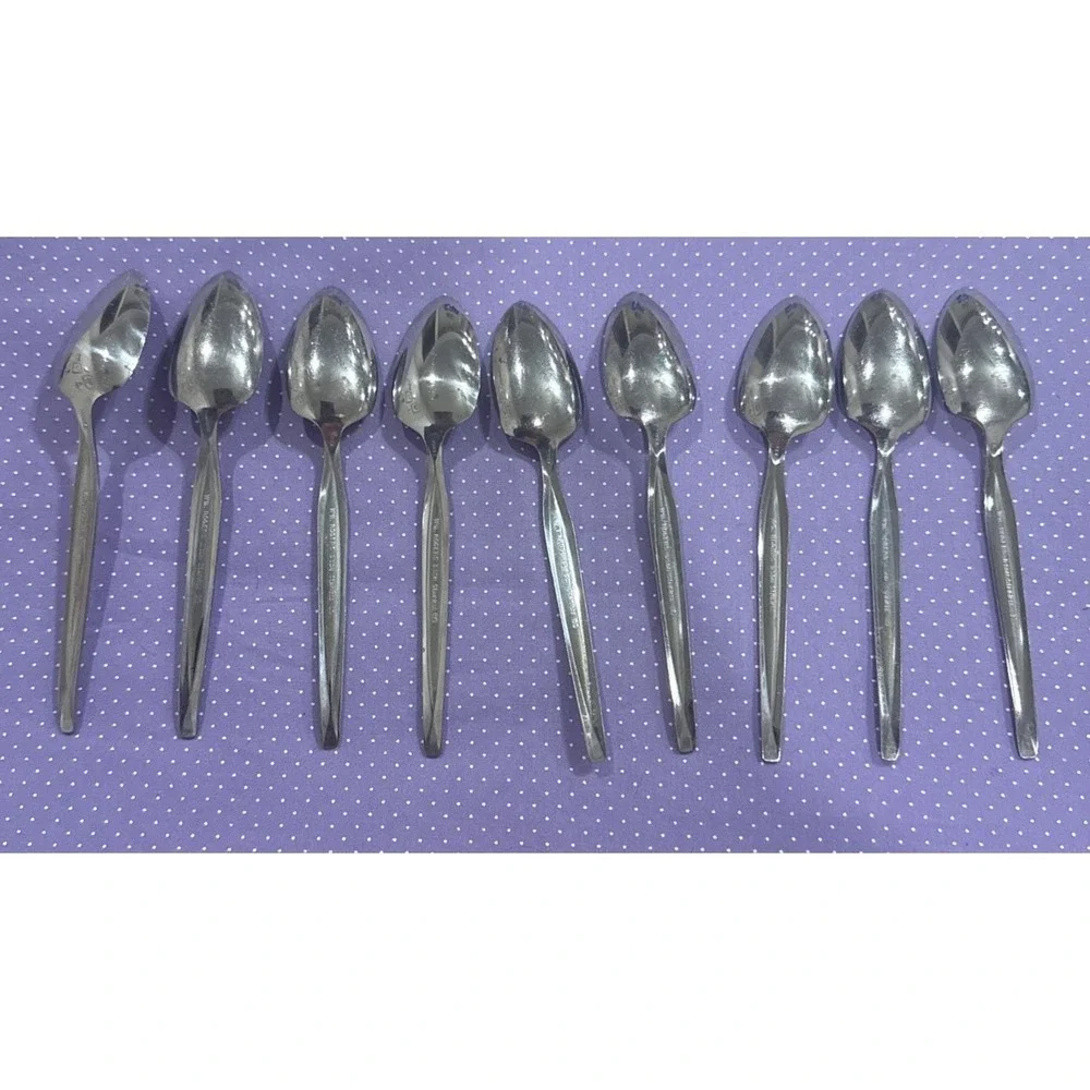 W.M. Rogers MFG. CO. Grapefruit Spoons Spoon Stainless USA Set Of 9‎